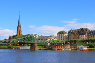 frankfurt germany sachsenhausen eiserner steg